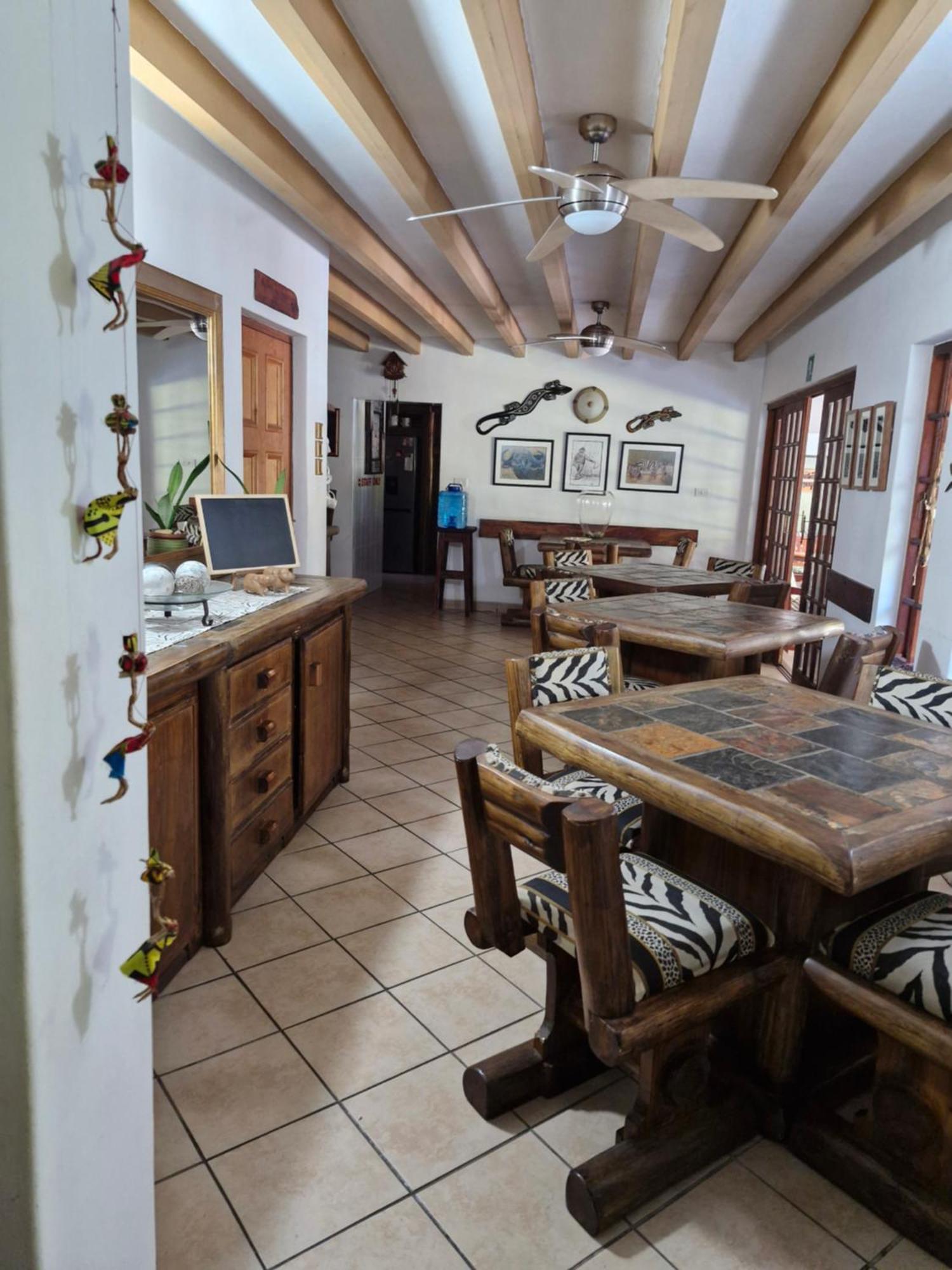 African Ambience Guest House Saint Lucia Estuary エクステリア 写真